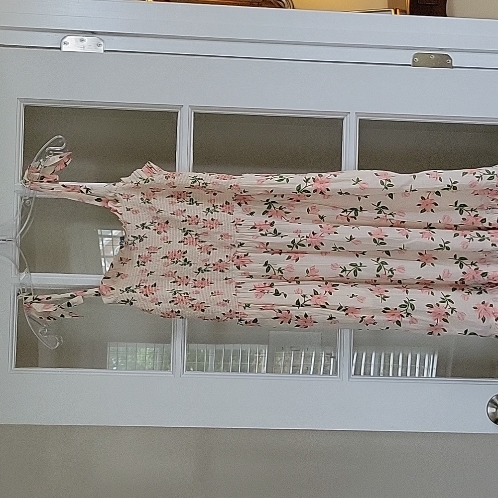 NWT Draper James Taylor Smocked Dress size M